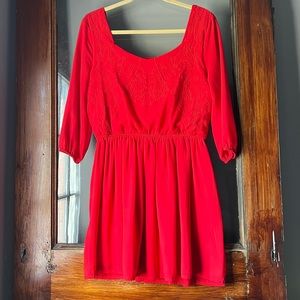 Adorable red mini dress with 3/4 sleeves